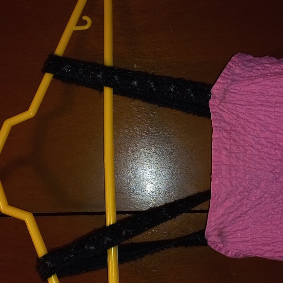 Handmade skull top, Size XS, Black, Pink & White. - Picture 2 of 6